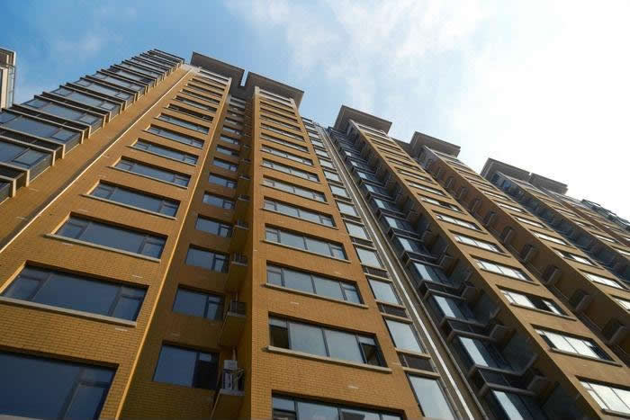 重慶6歲女孩被高空窗戶砸暈，門窗該如何使用才可以確保安全？